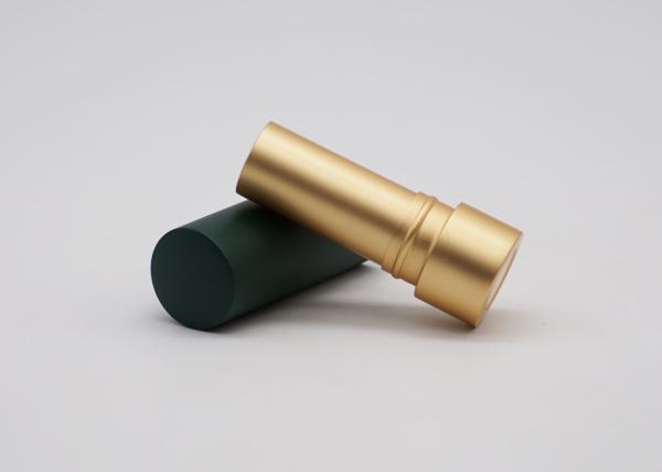 Surface de pulvérisation en métal d'ODM de rouge à lèvres de couleur vide vert-foncé de tube