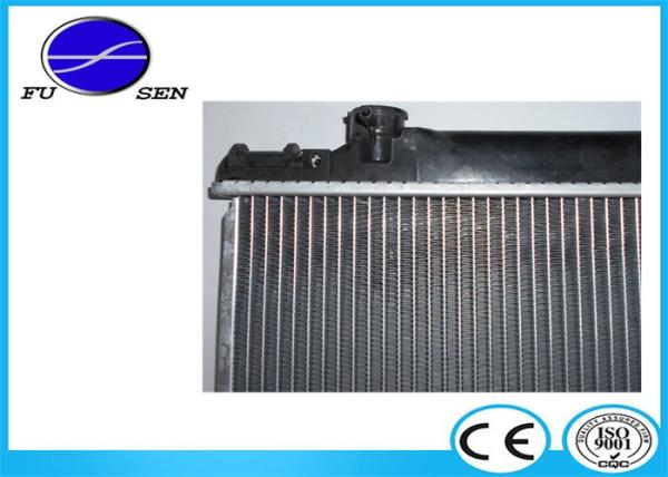 Plastic Tank Toyota Car Radiator Easy Installation OEM / ODM Acceptable