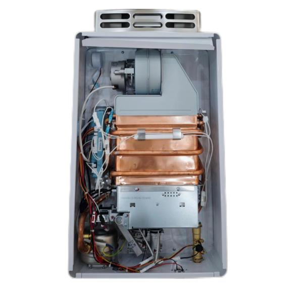 16L Outdoor Gas Water Heater With Instant Strong Discharge And Constant Temperature Control