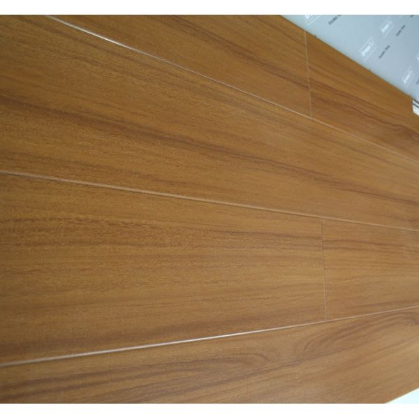 Waterproof 12 mm Laminate Flooring