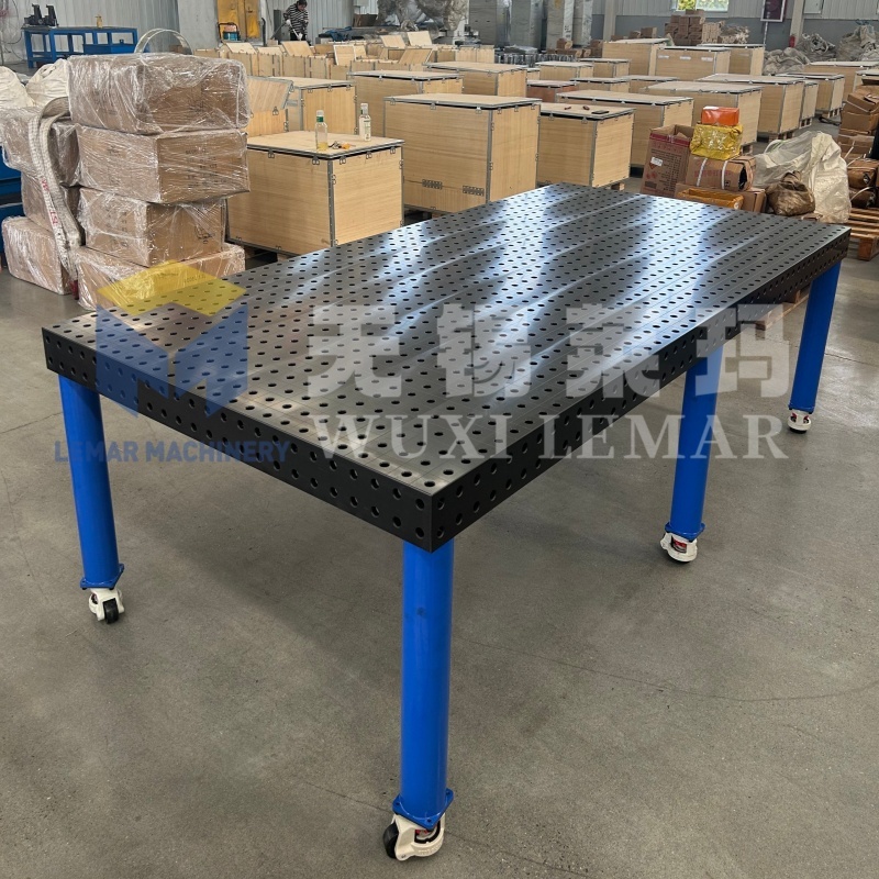 D16 Welding Tabe with Clamps for Precision Metal Fabrication and Assembly