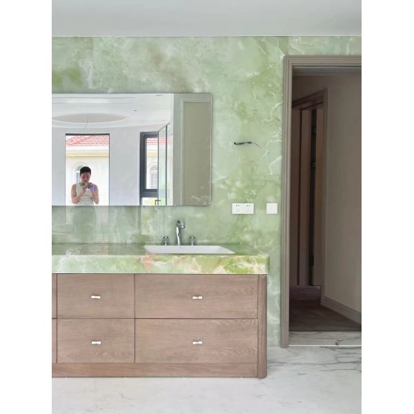 Tableau de salle de bains de luxe à veines vertes