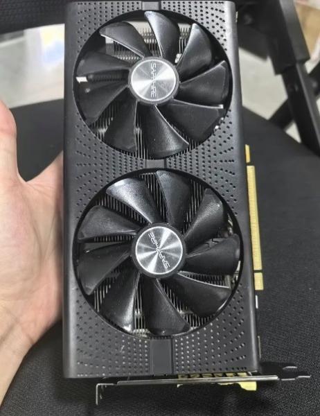 Une carte graphique Rx590 8g GDDR5 8000MHz est en stock.