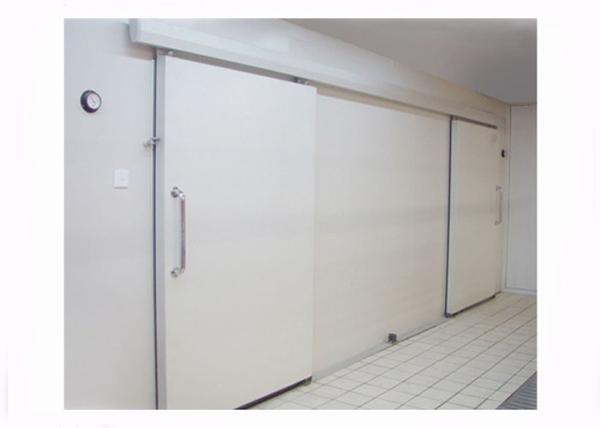 As portas do armazenamento frio do sanduíche do plutônio 100mm, porta isolada almofadam a sala fria material do núcleo do poliuretano para a venda