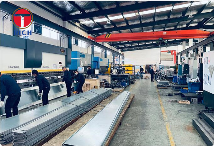 части CNC 600mm автоматические изготовленные на заказ латунные поворачивая части меди точности