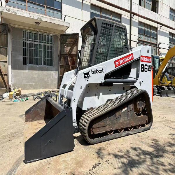 Bob 864 Used Skid Steer Loader Machine For Landscaping Site  10.6km/h 53.7KW
