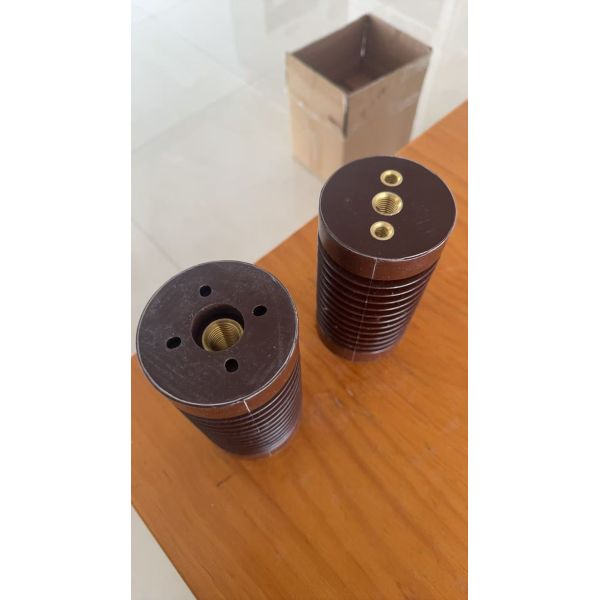 17.5kv Epoxy Resin Support Insulator with Copper Insert Height for Switchgear