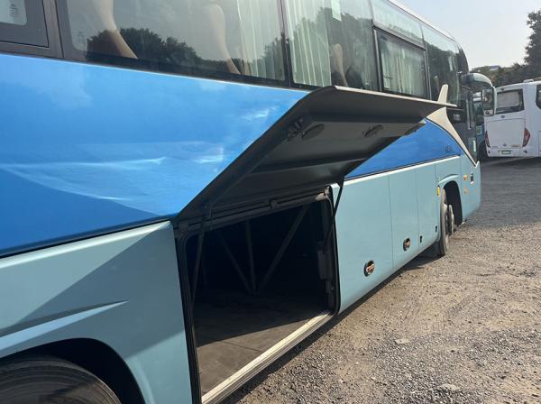 Yutong Usado ônibus turístico 54 lugares Usados ônibus de direção esquerda