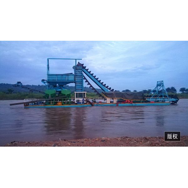 Bucket Chain Dredger Gold Dredging Equipment Working Capacity 120t/H Mining