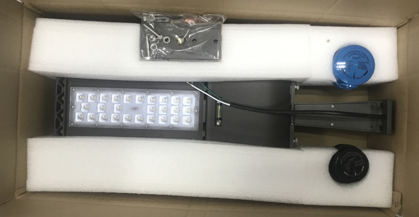 100W IP65 LED Parking Lot Fixtures , Outdoor Lighting Street Lamps Long Working Life