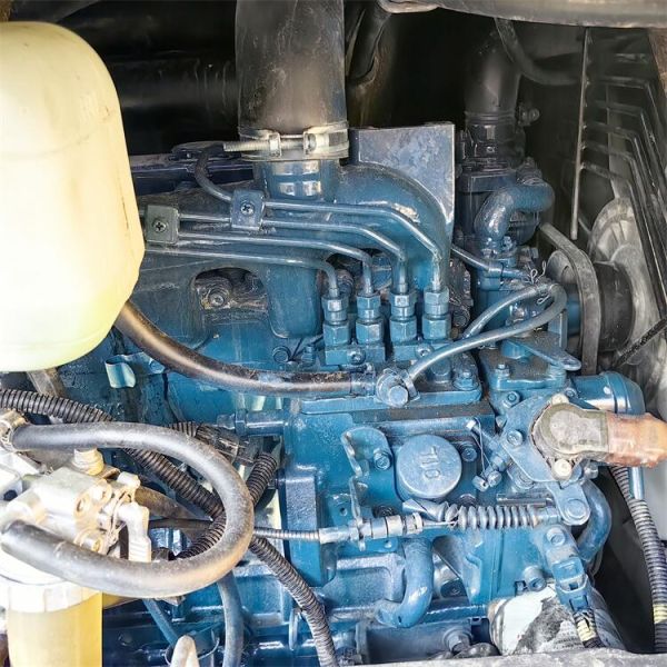 Original Hydraulic Valve Mini Crawler Used Excavator Kubota U55 in Shanghai Active