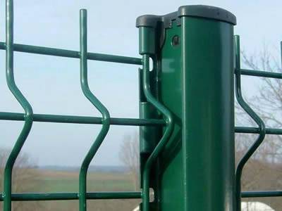 Зеленый винил покрыл декоративными ячеистую сеть загородки 3Д сваренную панелями для спортивной площадки