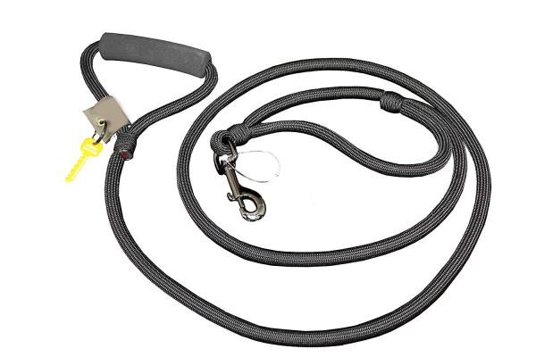 Ergonomic Training Nylon Dog Leash With Traffic Handle 360 Tangle Free