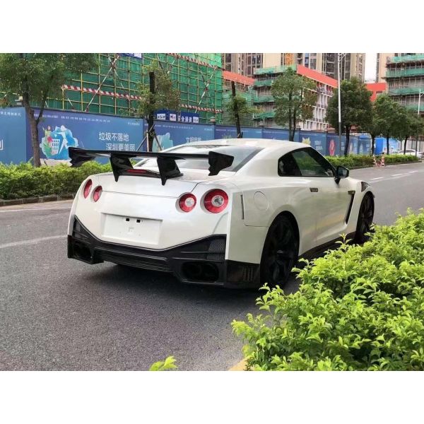 200MM Nissan Gtr Body Kit 2008 - 2020 Nissan Front Bumper Bumper Machine Cover Spoiler