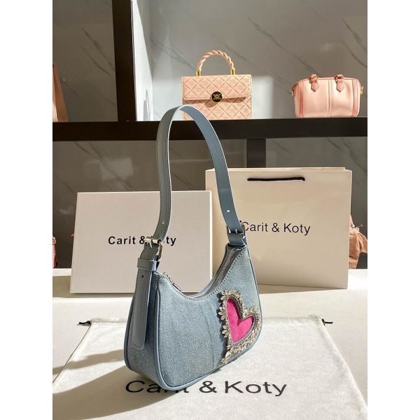Stylish Heart-Shaped Denim Handbag for Women Single Handle Zipper Closure Cotton Lining