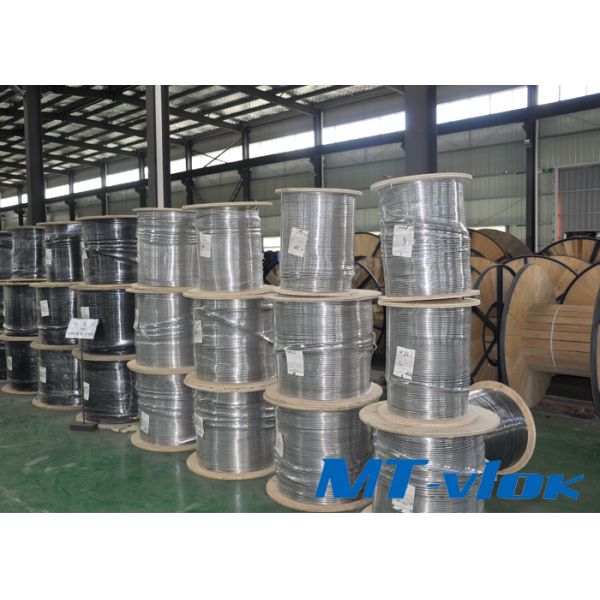 ASTM A269 / A213 Stainless Steel Coiled Tubing Seamless 9.53 * 0.89mm Super Long