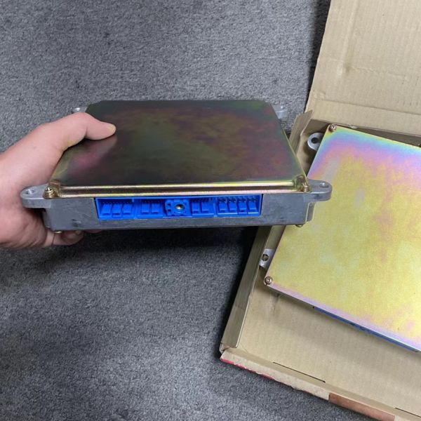 Электрические экскаваторы Запасные элементы ECU контроллер 03R10 0400 9104912 0182115B Для EX200