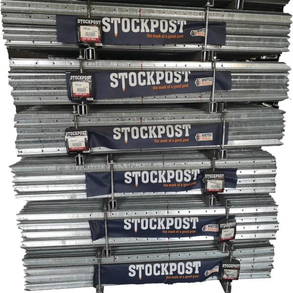 1.86KG / M Black Paint Farm Fencing Metal T Post With Certificate ISO9001