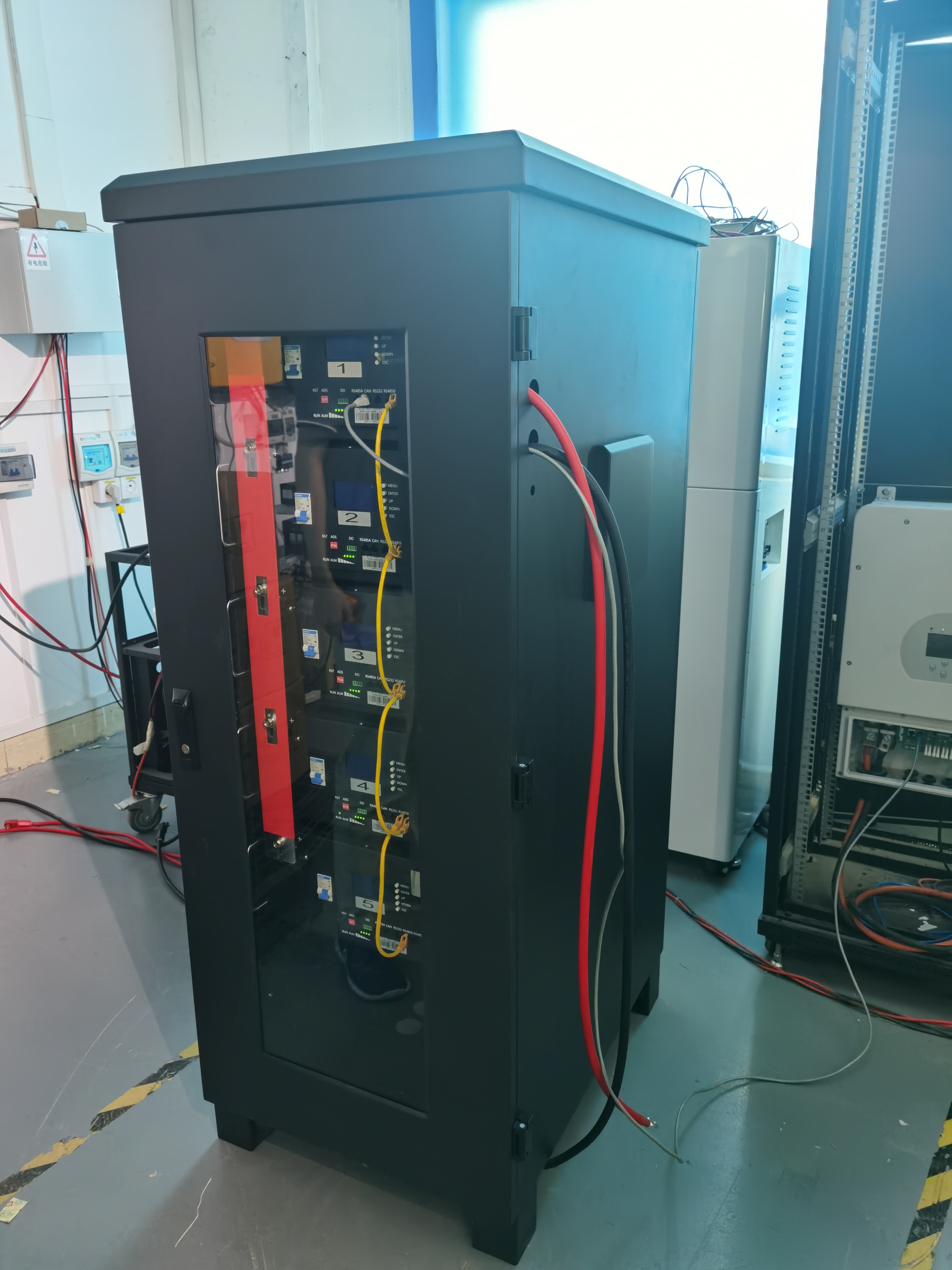 модуль батареи 5P 51.2V 48v 200Ah, который нужно быть шкафом батареи шкафа 50kw 50kwh