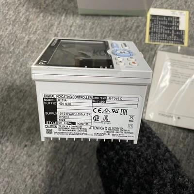 UT35A and UT32A Temperature Controllers
