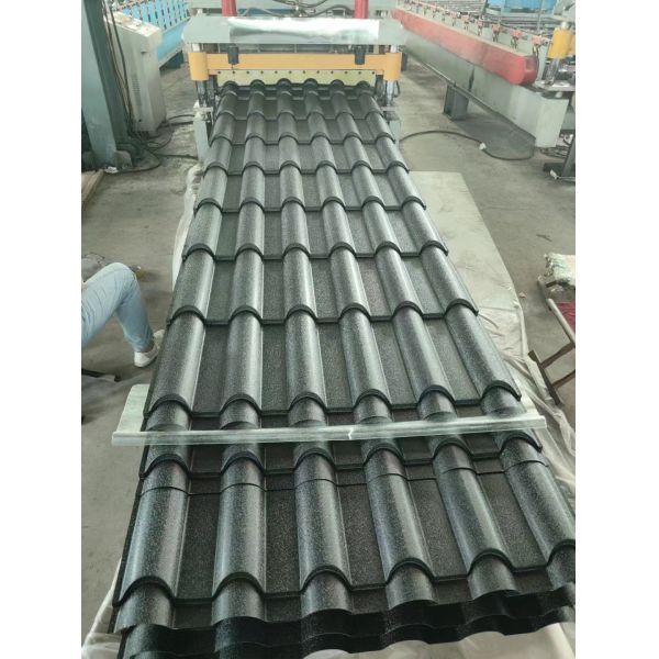 Resistência Placa de aço Painéis de telhado ondulados para construção Galvanizados revestidos PPGI