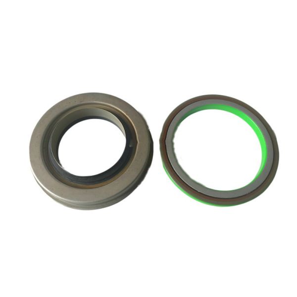 Meritor Bus Axle Differential Oil Seal 2403-00451 Stainless Steel Skeleton Maintenance-Free Bus Spares