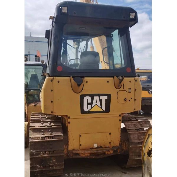 Used Caterpillar Cat D5K Bulldozer for Building Material Shops Original Hydraulic Pump