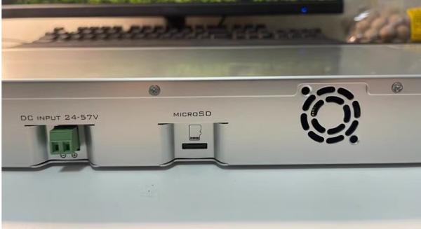 Original RB1100AHx4 13-Port Gigabit Quad-Core Router with USB Data Functions and Wi-Fi Support 1200 Mbps Transmission Rate
