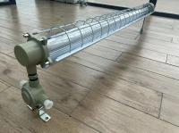 Lumière LED linéaire résistante aux explosions IP66 T5&T8 Double tube suspendu