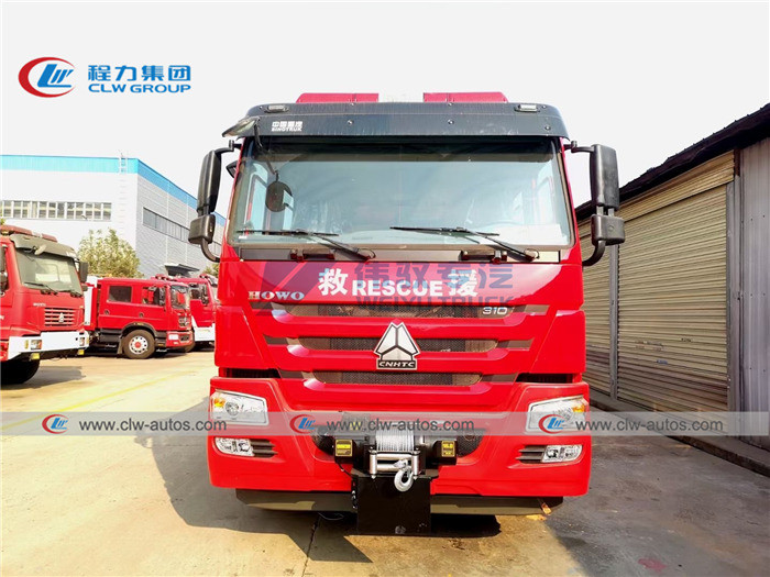 Пожарная машина спасения Howo 4x2 аварийная со складывая краном