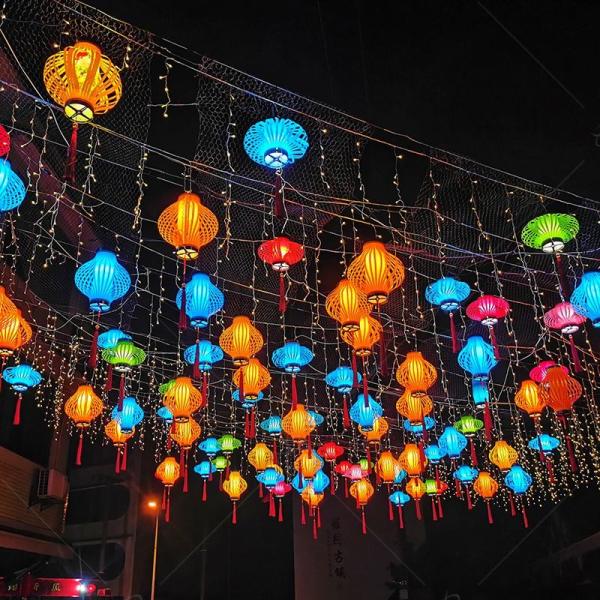Waterproof Outdoor Park Lantern Arts Holiday Decoration With Light