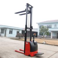 Le tour automatique sur le moteur à courant alternatif D'empileur de palette 1500kg a adapté la couleur aux besoins du client jaune