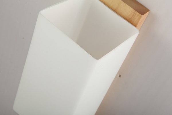 Decorative OAK wood wall lamp E27 socket residential lighting with handblown glass shade