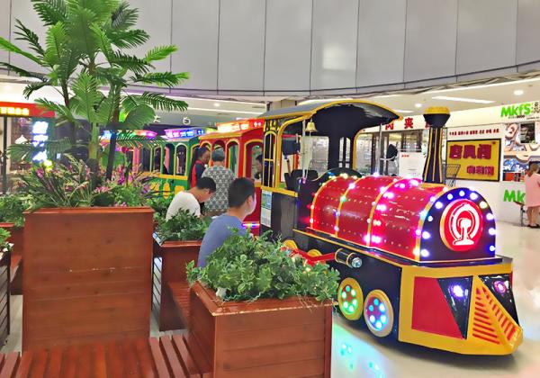 External Mini Electric Train Shopping Mall Trackless Toy Train 1.55×0.095×2.2 M Body Size
