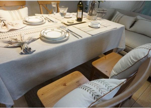 100% Linen Cotton Tablecloths , Country Style Leaves Vintage Embroidered Tablecloth