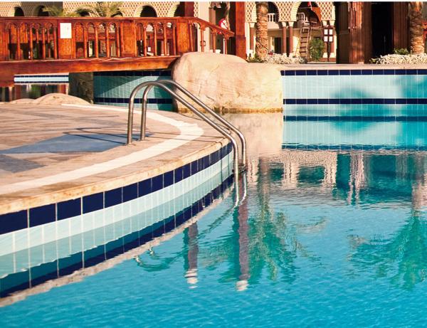 115x240mm Ceramic Pool Mosaic Tiles 6mm Thick Waterproof