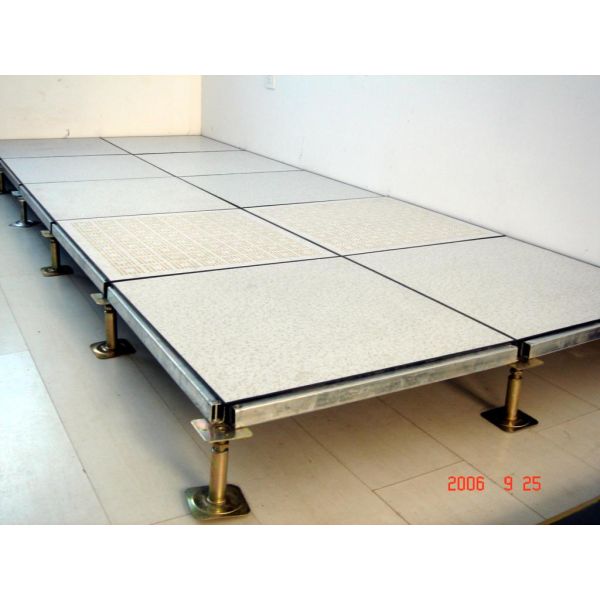 Acero piso antiestático para salas de ordenadores