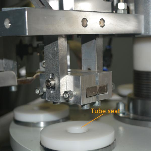 máquina de selagem de enchimento do tubo do soro do comprimento 100ml 120ml de 240mm