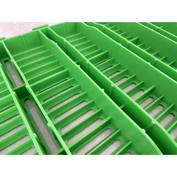 PP Material Sheep Pig Goat Farming Plastic Flooring Injection Molding