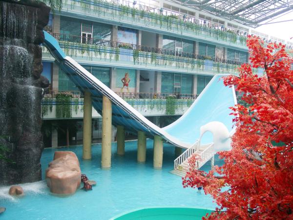 Water Amusement Park Equipmment Swing Water Slide for Ourdoor 240 riders / h