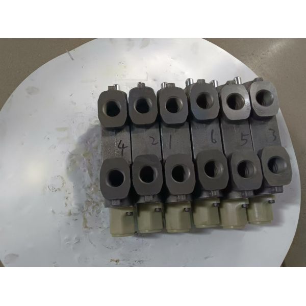 Cast Iron DVA DVG Series Parker Control Valve DVA20 35 DVG20 35 DVG18 A5555 A4444 VG20A770 for Performance