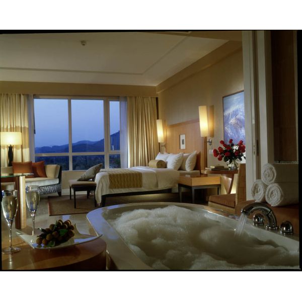 Modern Ash Wood Veneer Hotel Furniture Set With Wood Bed Bench