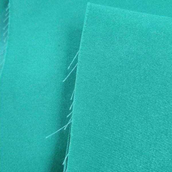 Russia 80% Polyester 20% Cotton Denim Fabric 190gsm Water Resistant Greta Twill Workwear