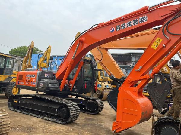 Under 1000 Hours Diesel Hitachi Original Mining Excavator ZX200