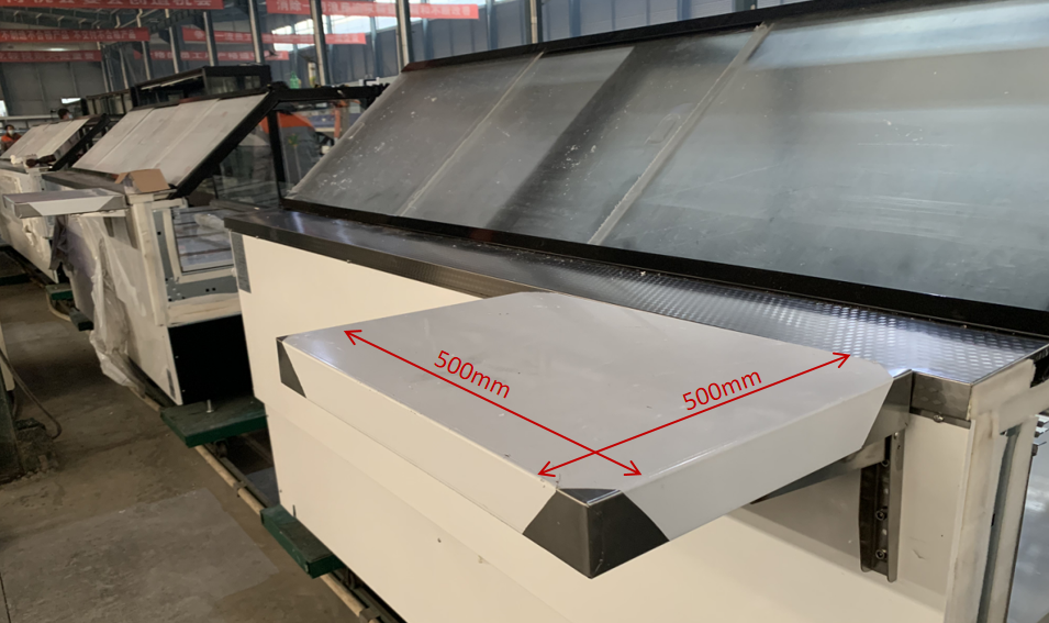 Refrigerated Meat Display Cases Come With Stainless Steel Interiors