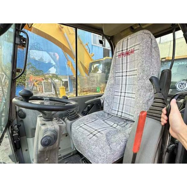 Korea Used Hyundai Excavator for sale Second Hand R60w-7 6 Ton Jindongyu Machinery