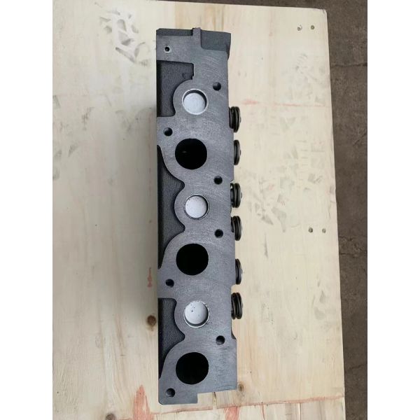 Ассы головки цилиндра Кубота литого железа/части тележки запасные Д1402