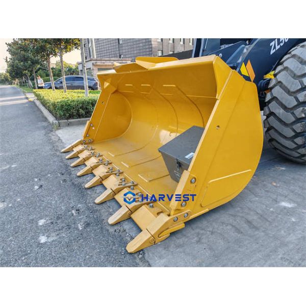 Горячая продажа 5,5 тонны  колесный погрузчик ZL50GN с 3m3 каменного ведра в Восточной Африке