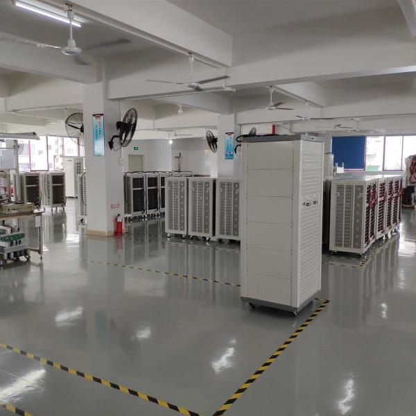 Equipamento rodado quatro 8CH do verificador da bateria do veículo elétrico de Ev pela unidade