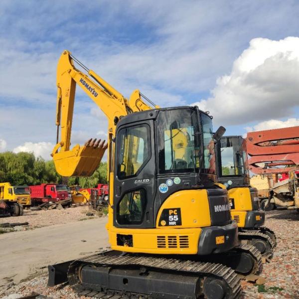 中古のコマツー掘削機 PC55 中古 5.5トン 小型ミニクローラー掘削機